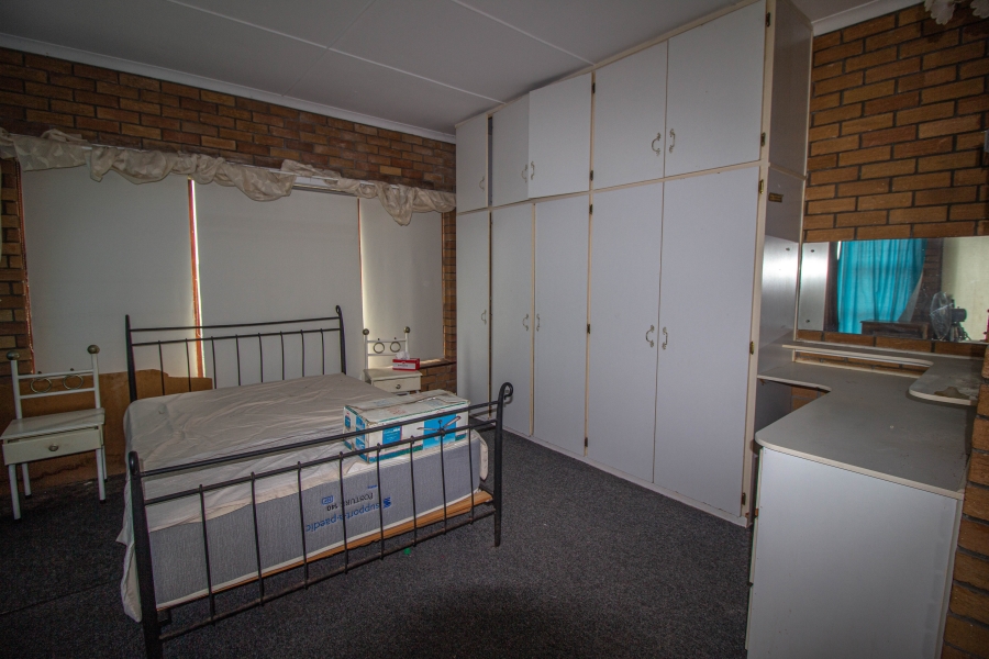 4 Bedroom Property for Sale in Kleinbaai Western Cape